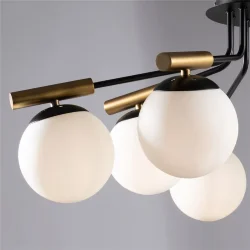 Светильники Paolina - прекрасное решение для помещений с невысокими потолками. Светильники выполнены в современном стиле и подходят как для частных помещений, так и для офисных интерьеров. Черная металлическая арматура контрастирует с белым цветом плафоно