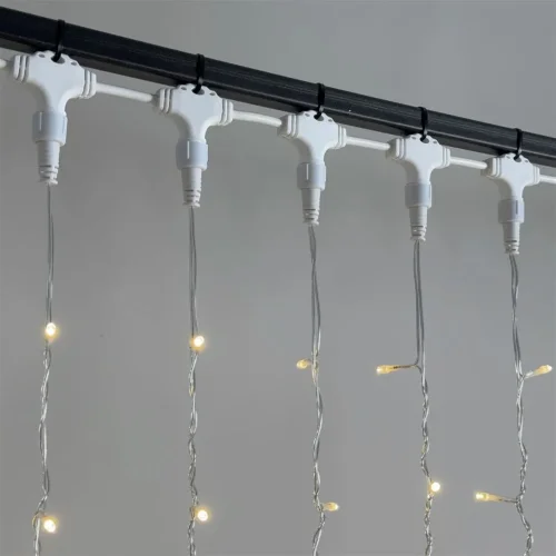 Гирлянда Занавес 2 x 2 м Тепло-Белый 220В, 400 LED, Провод Прозрачный ПВХ, IP54. Фото 2.