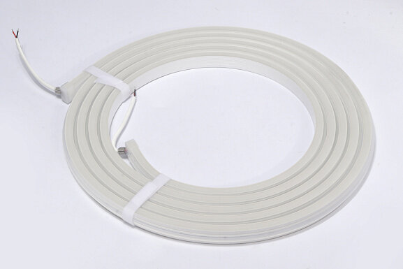 Светодиодная лента SWG PRO 2835, 140 LED/м, 10 Вт/м, 24В , IP67, Цвет: Теплый белый, NE-DU2140-24-10-WW-67. Фото 7