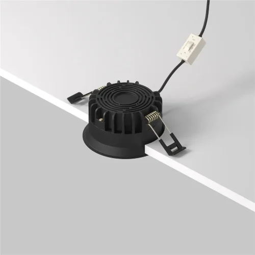 Встраиваемый светильник Okno 3000-4000-6000K 8Вт 100° IP 44 (Черный) - фото 5