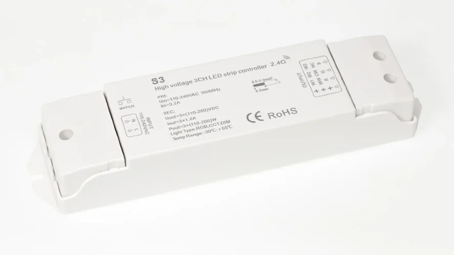 Контроллер высоковольтный S3 IC44 RGB/CCT/DIM (110-240V, 3ch x 200W) ) - фото I