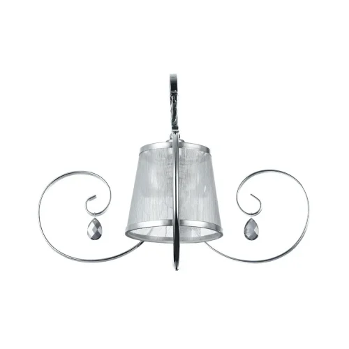 Светильники серии Simone выполнены в классическом стиле. Арматура цвета «античное серебро», абажуры из органзы на ПВХ. Люстры подходят для помещений с невысокими потолками благодаря конструкции «2 в 1». Дизайн изделий дополнен декоративными подвесками. (Х