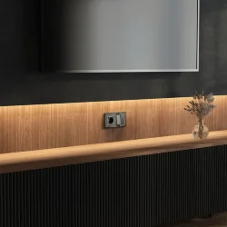 Рамка из стекла на 2 поста Diamant черный W0021208