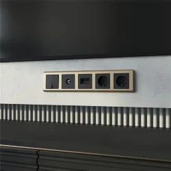 Рамка из поликарбоната на 5 постов Stream шампань W0052111