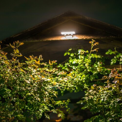 USL-F-562-PT060 SENSOR Садовый светильник на солнечной батарее, с датчиком движения, 5Вт, Белый свет 4000K, Корпус черный, TM Uniel - фото 10