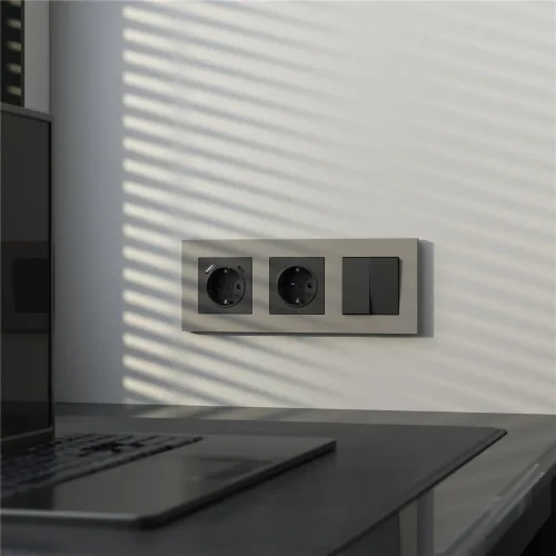 W0032917/ Рамка на 3 поста Slab (дымчатый софт) W0032917 - фото 2