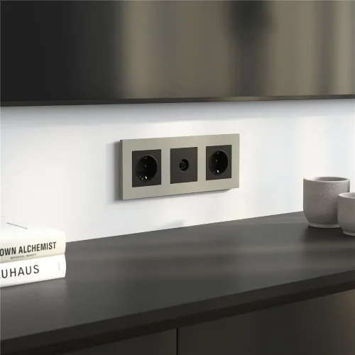 W0032917/ Рамка на 3 поста Slab (дымчатый софт) W0032917 - фото 4