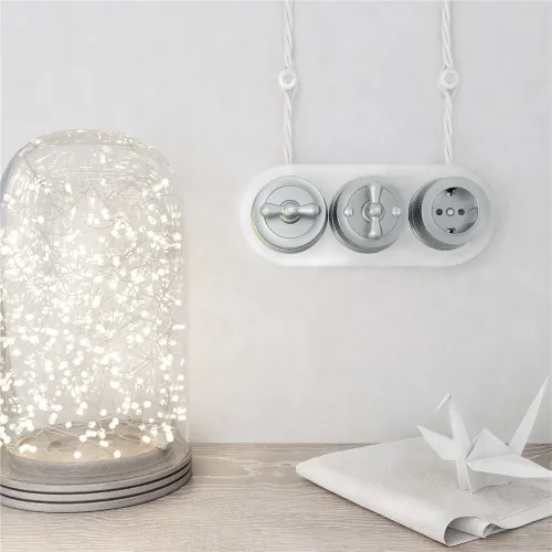 Рамка из стекла на 3 поста белый W0035101 - фото 3