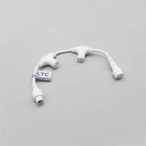 Разветвитель 2-х Лучевой для Бахромы, Занавесов и Нитей 220В без Возможности Управления, Провод Белый Каучук, IP65. Фото 2.