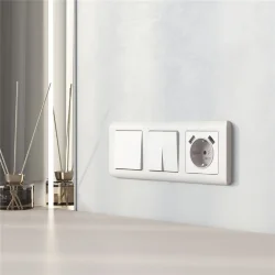 Рамка из поликарбоната на 3 поста Stream перламутровый W0032113