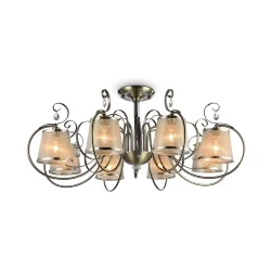 Светильники серии Simone выполнены в классическом стиле. Арматура цвета «античное серебро», абажуры из органзы на ПВХ. Люстры подходят для помещений с невысокими потолками благодаря конструкции «2 в 1». Дизайн изделий дополнен декоративными подвесками. (Б