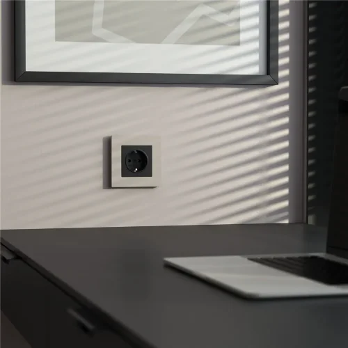 W0012917/ Рамка на 1 пост Slab (дымчатый софт) W0012917 - фото 4