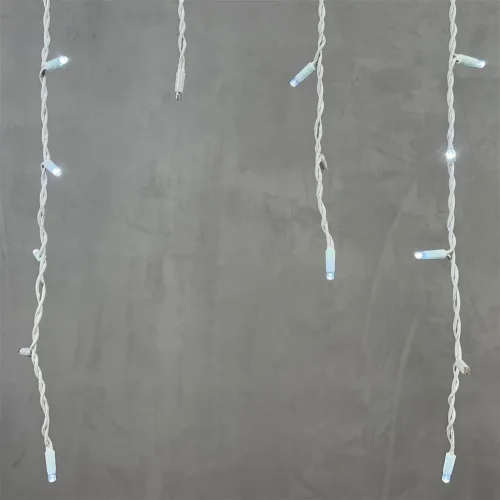 Гирлянда Бахрома 3,2 x 0,9 м Белая с Мерцанием Белого Диода 220В, 168 LED, Провод Белый Каучук, IP65. Фото 2.