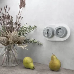 Рамка из стекла на 2 поста белый W0025101