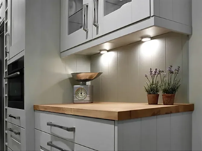 Лампа светодиодная таблетка GX53 LV 10SW/4000K (=75W) 230V | LED Value 2Y GX | - OSRAM. Фото 4