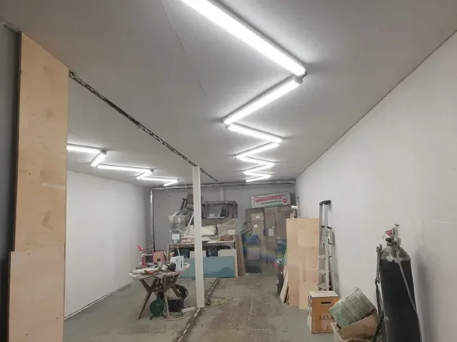 Светильник светодиодный промышленный линейный 46W/4000K | L=1200mm 6000Lm 50000h IP66 | Сквозная проводка | - Vossloh-Schwabe. Фото 6