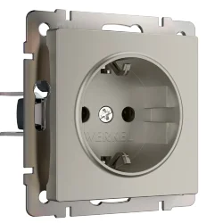 Розетка с заземлением и шторками (дымчатый) W1271104