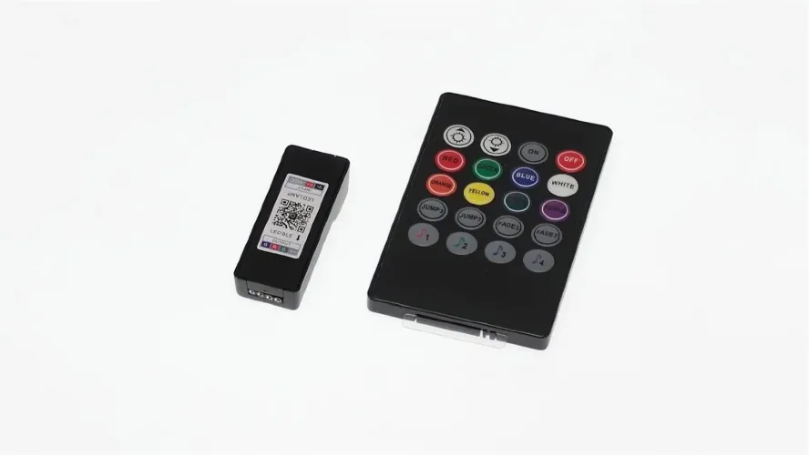 Контроллер IR20-BT-RGB-01 P37 (5-24V, RGB, 3х2А, IR пульт 20кн. + управление по Bluetooth) - фото I