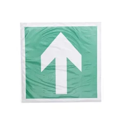 Знак эвакуационный 'Направляющая стрелка' 200х200мм Rexant 56-0030