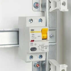 Выключатель дифференциального тока (УЗО) 2п 16А 30мА тип AC ВД1-63 KARAT IEK MDV10-2-016-030