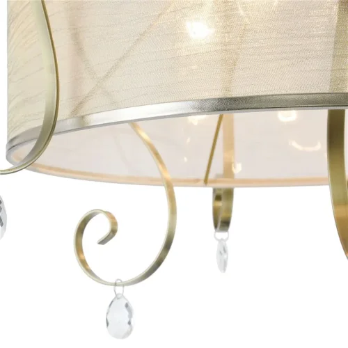 Светильники серии Simone выполнены в классическом стиле. Арматура цвета «античное серебро», абажуры из органзы на ПВХ. Люстры подходят для помещений с невысокими потолками благодаря конструкции «2 в 1». Дизайн изделий дополнен декоративными подвесками. (Б