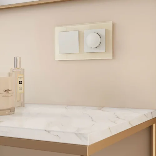 Рамка из стекла на 2 поста Favorit молочный W0021141 - фото 2