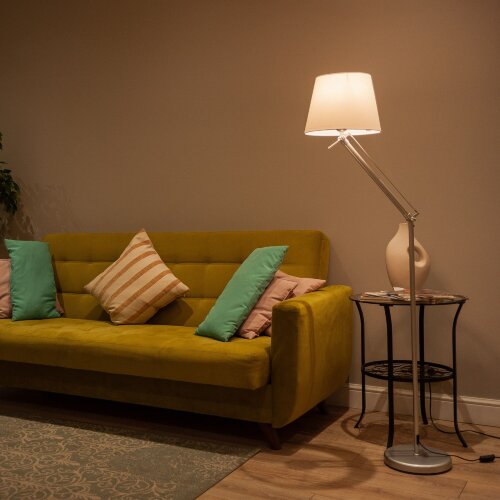 UML-T500 E27 SILVER-WHITE Торшер напольный под лампу Е27, 60W, с регулировкой наклона, Серебристый-Белый - фото 7