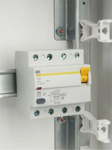 Выключатель дифференциального тока (УЗО) 4п 25А 300мА тип AC ВД1-63 KARAT IEK MDV10-4-025-300 - фото 2
