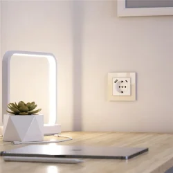 Рамка из стекла на 1 пост Favorit молочный W0011141