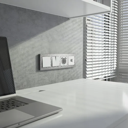 Рамка из поликарбоната на 4 поста Hammer серебряный W0042406 - фото 5