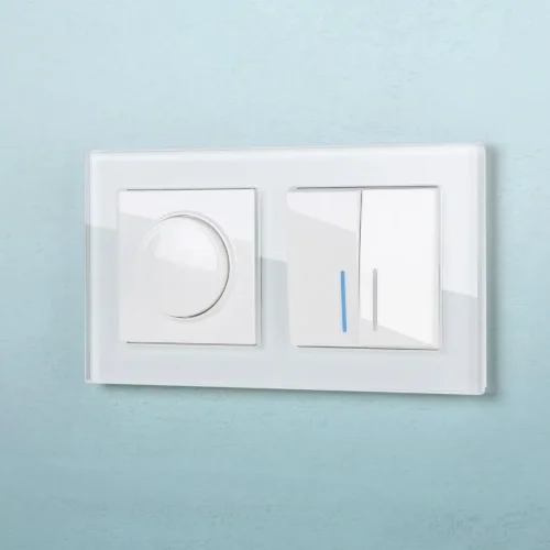 Рамка из стекла на 2 поста Favorit белый W0021101 - фото 4