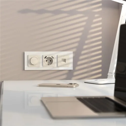 Розетка Ethernet RJ-45 (перламутровый рифленый) W1181013 - фото 4