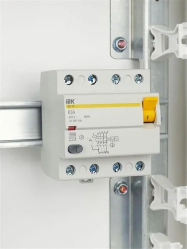Выключатель дифференциального тока (УЗО) 4п 63А 300мА тип AC ВД1-63 KARAT IEK MDV10-4-063-300 - фото 2