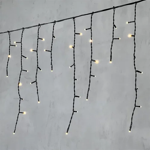 Гирлянда Бахрома 3,1 x 0,5 м Тепло-Белая 24В, 150 LED, Провод Черный ПВХ, IP54. Фото 1.