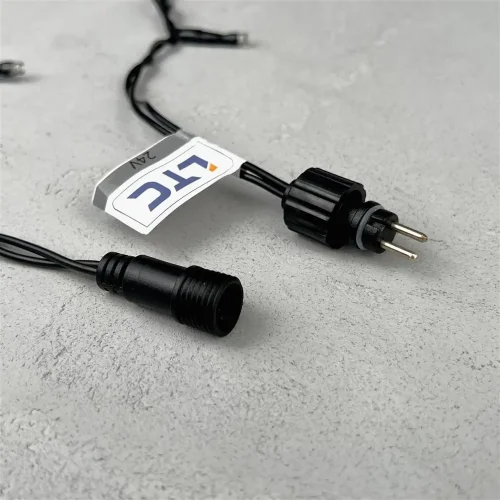 Гирлянда Бахрома 3,1 x 0,5 м Тепло-Белая 24В, 150 LED, Провод Черный ПВХ, IP54. Фото 4.