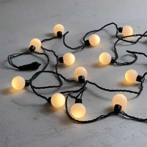 Гирлянда «Шарики» 5м Тепло-Белая 220В, Диаметр Шарика 40мм, 20 LED, Провод Черный Каучук, IP65. Фото 3.