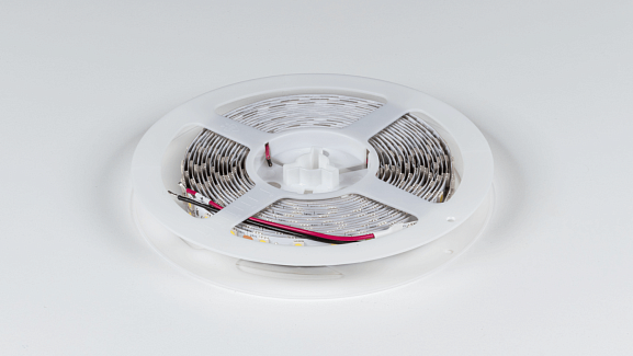 Светодиодная лента 28.8Вт 24В IP33 холодное свечение, DSG5120-24-W-33. Фото 3