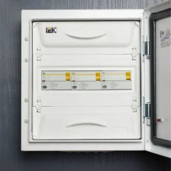 Выключатель дифференциального тока (УЗО) 4п 32А 30мА тип AC ВД1-63 KARAT IEK MDV10-4-032-030