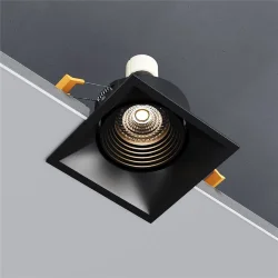 Светильник встраиваемый Punto черный 25017/01 (065473)