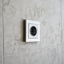 Рамка из поликарбоната на 1 пост Hammer серебряный W0012406