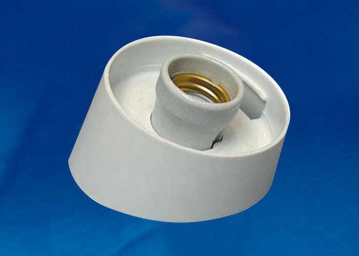 UFP-A04AE WHITE Основание для садово-парковых светильников. Тип соединения с рассеивателем - резьбовой. Встроенный патрон Е27. Материал - пластик. Цвет - белый. Упаковка - картон. - фото