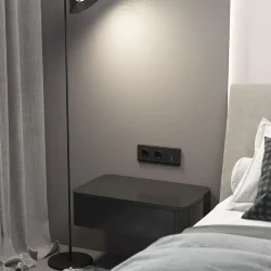 Розетка с заземлением, безвинтовой зажим (черный матовый) W1171308