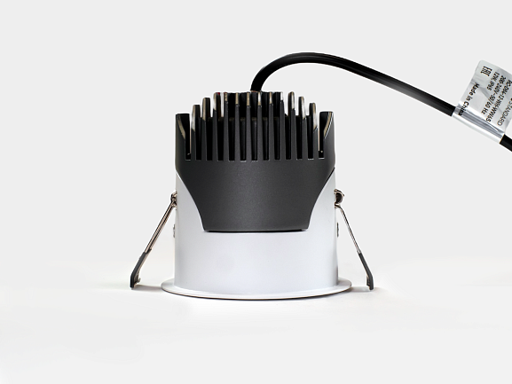 Светильник встраиваемый 12Вт 55° IP65 белый 3000К поворотный RC-D84-12-WH-WW65. Фото 3