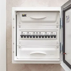 Выключатель автоматический модульный 1п B 10А M06N ARMAT IEK AR-M06N-1-B010