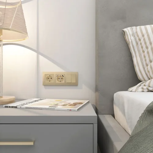 Рамка из металла на 3 поста Аluminium шампань алюминий W0031711 - фото 2