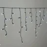 Гирлянда Бахрома 3,1 x 0,5 м Белая с Мерцанием Белого Диода 220В, 120 LED, Провод Черный Каучук 2,3мм, IP65. Фото 2.