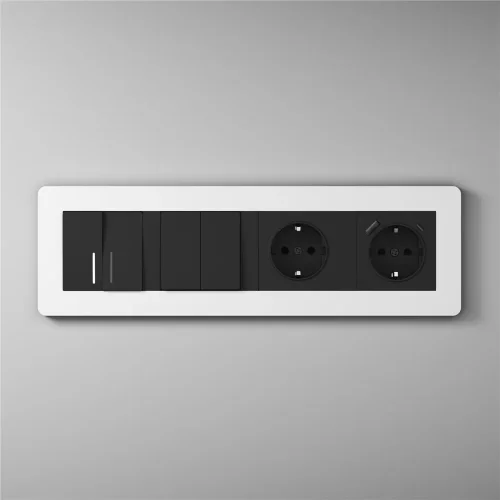 Рамка из поликарбоната на 4 поста Split белый/черный, soft-touch W0043068 - фото 6