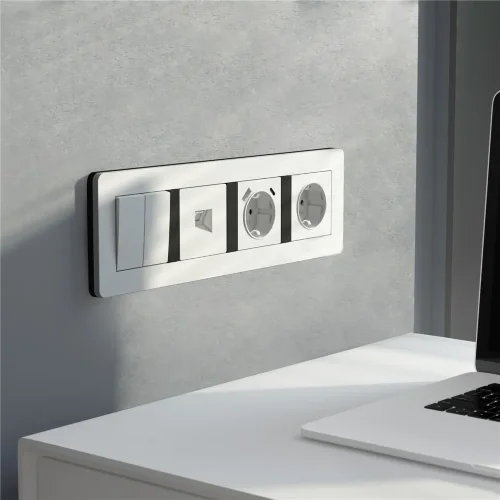 Рамка из поликарбоната на 4 поста Split белый/черный, soft-touch W0043068 - фото 6