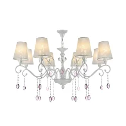 Серия выполнена в классическом стиле. В дизайне люстр и бра сделан легкий цветовой акцент на цепочки из мелких бусин и прозрачные розовые кристаллы. Торшер и настольная лампа имеют строгий и лаконичный дизайн. Все изделия серии, кроме бра, в основании дек