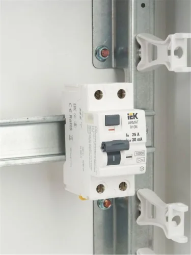 Выключатель дифференциального тока (УЗО) 2п 25А 30мА тип A ВДТ R10N ARMAT IEK AR-R10N-2-025A030 - фото 2